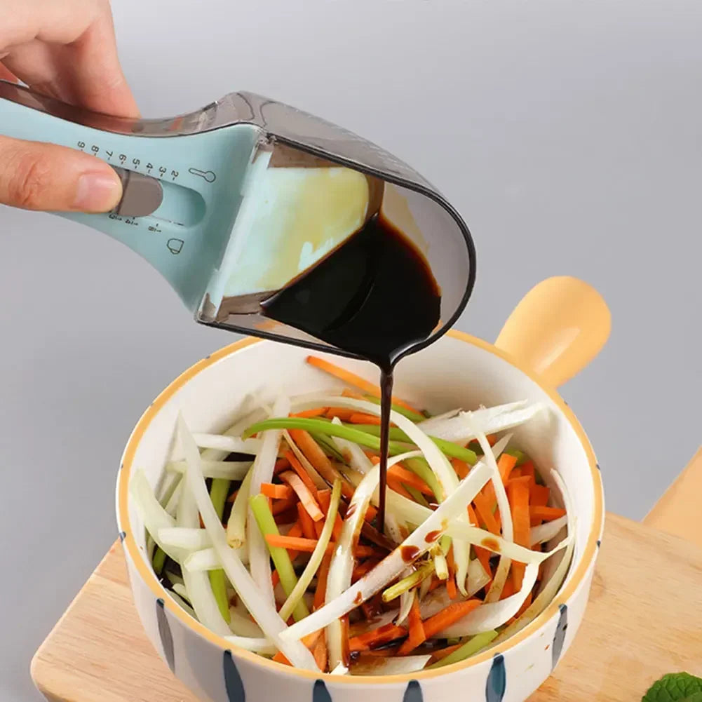 Kitchen Plastic Measuring Accessories Spoon with Scale
